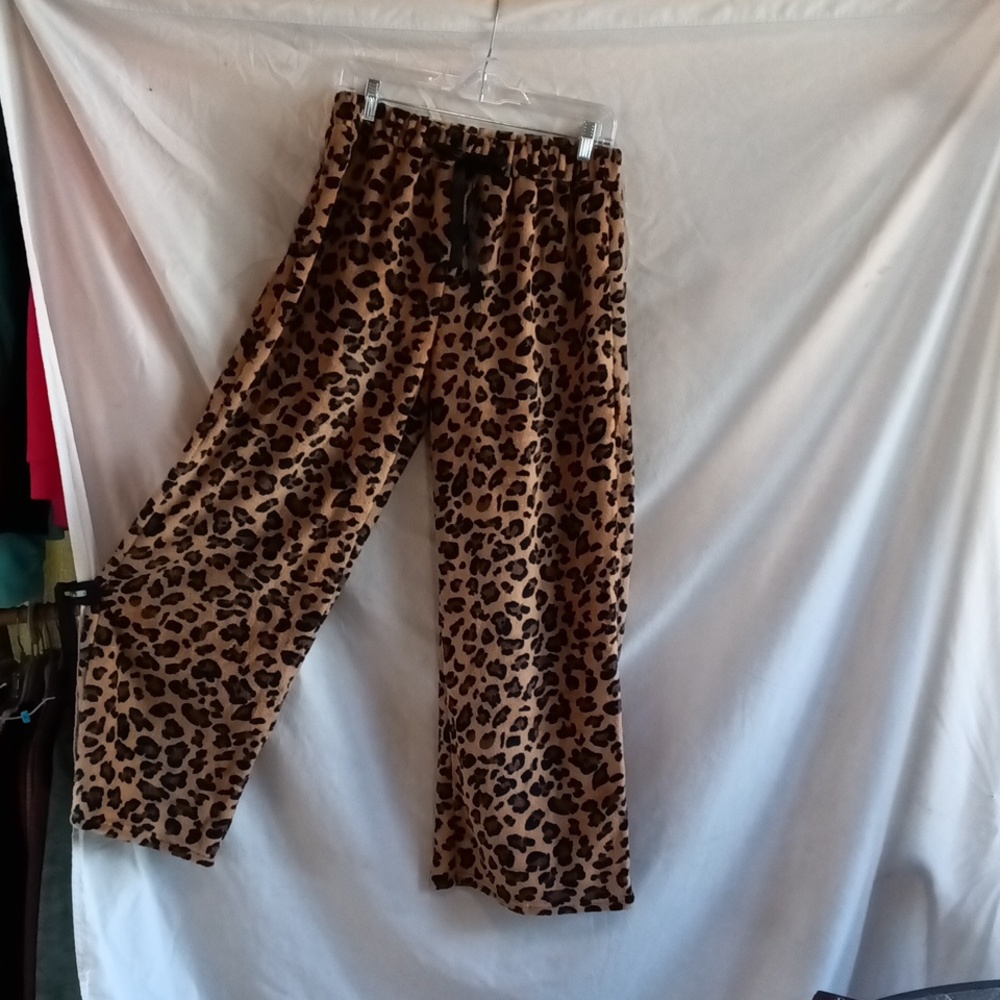 Leopard print Wide Leg, Elastic waist, Bow Tie Front Pants NWOT